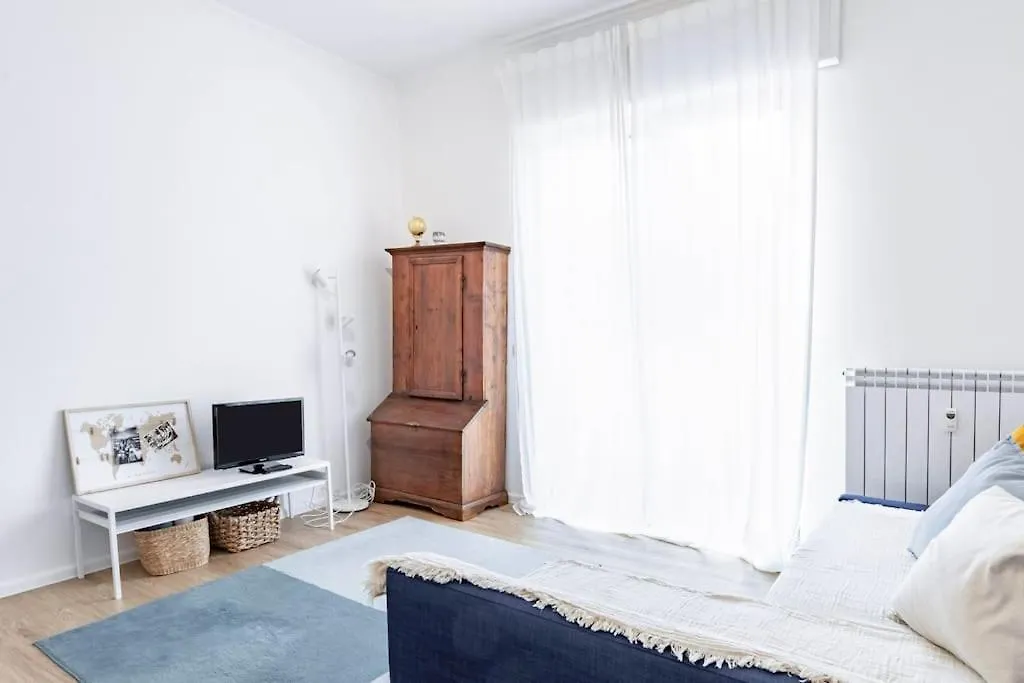 Golfo Aranci - Milan - By Host4U Apartment